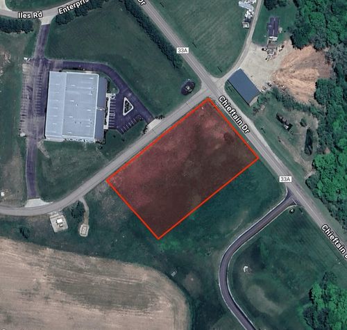 30313 Chieftain Dr, Logan, OH, 43138-9092 | Card Image