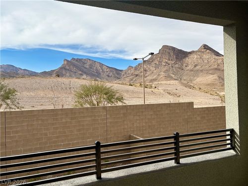 1563 Crested Eagle St, Las Vegas, NV, 89138-6477 | Card Image