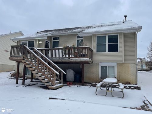 4459 Cross Creek Boulevard, Burton, MI, 48509 | Card Image