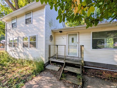 108 W Fillmore St, Sciota, IL, 61475-7504 | Card Image