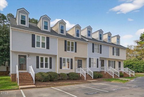 3611 Plumbridge Ct, Raleigh, NC, 27613-3017 | Card Image