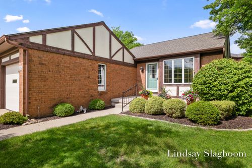 96-2201 Radcliff Cir Se, Grand Rapids, MI, 49546-7725 | Card Image