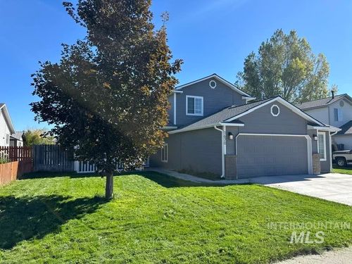 1670 Targhee St, Mountain Home, ID, 83647 | Card Image