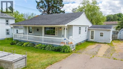 128 York St, Sackville, NB, E4L4S1 | Card Image