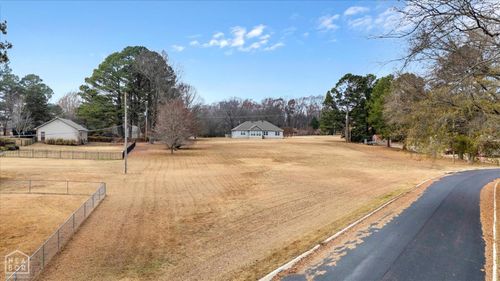 2908 Bobbi Dawn Dr, Jonesboro, AR, 72401-8901 | Card Image