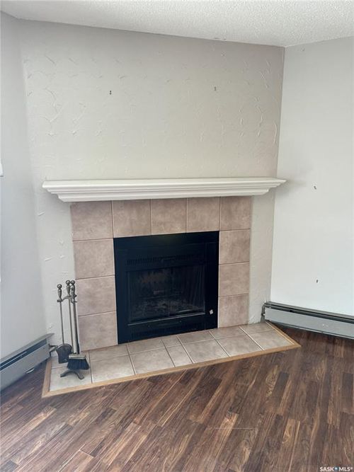 517-2406 Heseltine Rd, Regina, SK, S4V1N9 | Card Image