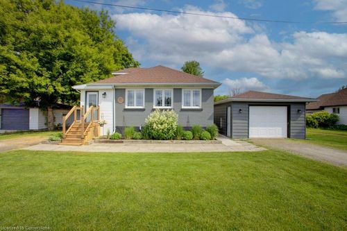 1077 Harriston Rd, Wroxeter, ON, N0G2X0 | Card Image