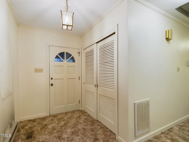 Entry | Image 5