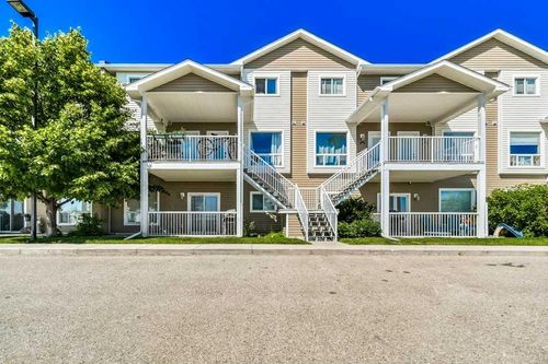 120 Sunrise Terrace Ne, High River, AB, T1V0C2 | Card Image