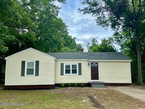 306 Parkway Dr, Pearl, MS, 39208-4513 | Card Image