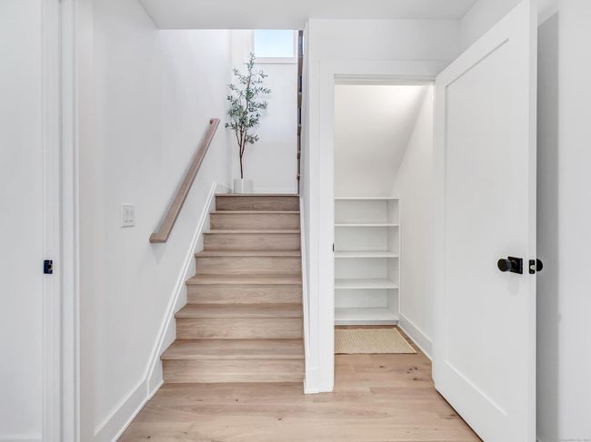 13 Dunbar Rd, House other with 4 bedrooms, 4 bathrooms and null parking in Milford CT | Image 31