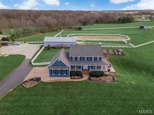 4500 Hueffmeier Road, Defiance, MO, 63341 | Card Image