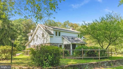 128 Perry Auger Rd, UPPER BLACK EDDY, PA, 18972-2502 | Card Image