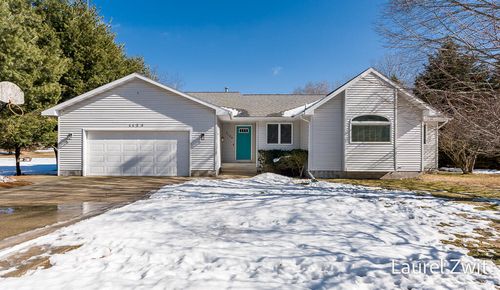 1125 Warner St, Whitehall, MI, 49461-1820 | Card Image