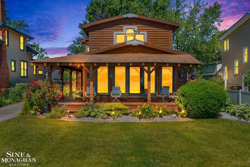 9898 River Rd, Clay, MI, 48001-4536 | Card Image