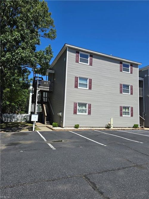 a3-262 Portview Ave, Norfolk, VA, 23503-1540 | Card Image