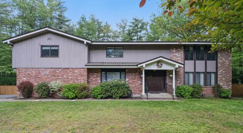 1 Nod Brook Dr, Simsbury, CT, 06070-3015 | Card Image