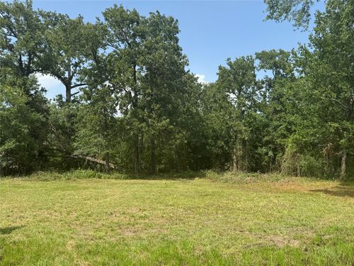 24 Deep Woods Lane, Livingston, TX, 77351 | Card Image