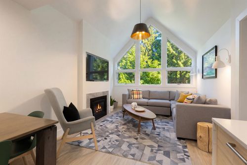 302-4365 Northlands Blvd, Whistler, BC, V8E1C4 | Card Image