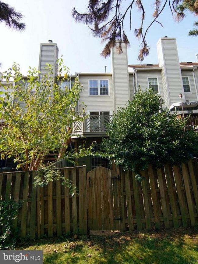 6581 Cypress Point Rd, Townhouse with 2 bedrooms, 4 bathrooms and null parking in ALEXANDRIA VA | Image 29