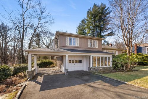 321 Locust Ave, Rye, NY, 10580-1636 | Card Image