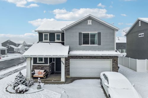 3502 S Poplar Ln, Syracuse, UT, 84075-9859 | Card Image