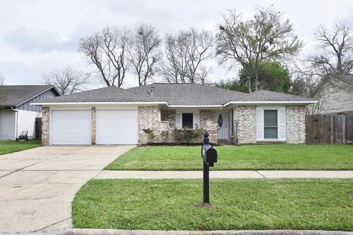1310 Barrowgate Dr, Sugar Land, TX, 77498-2439 | Card Image