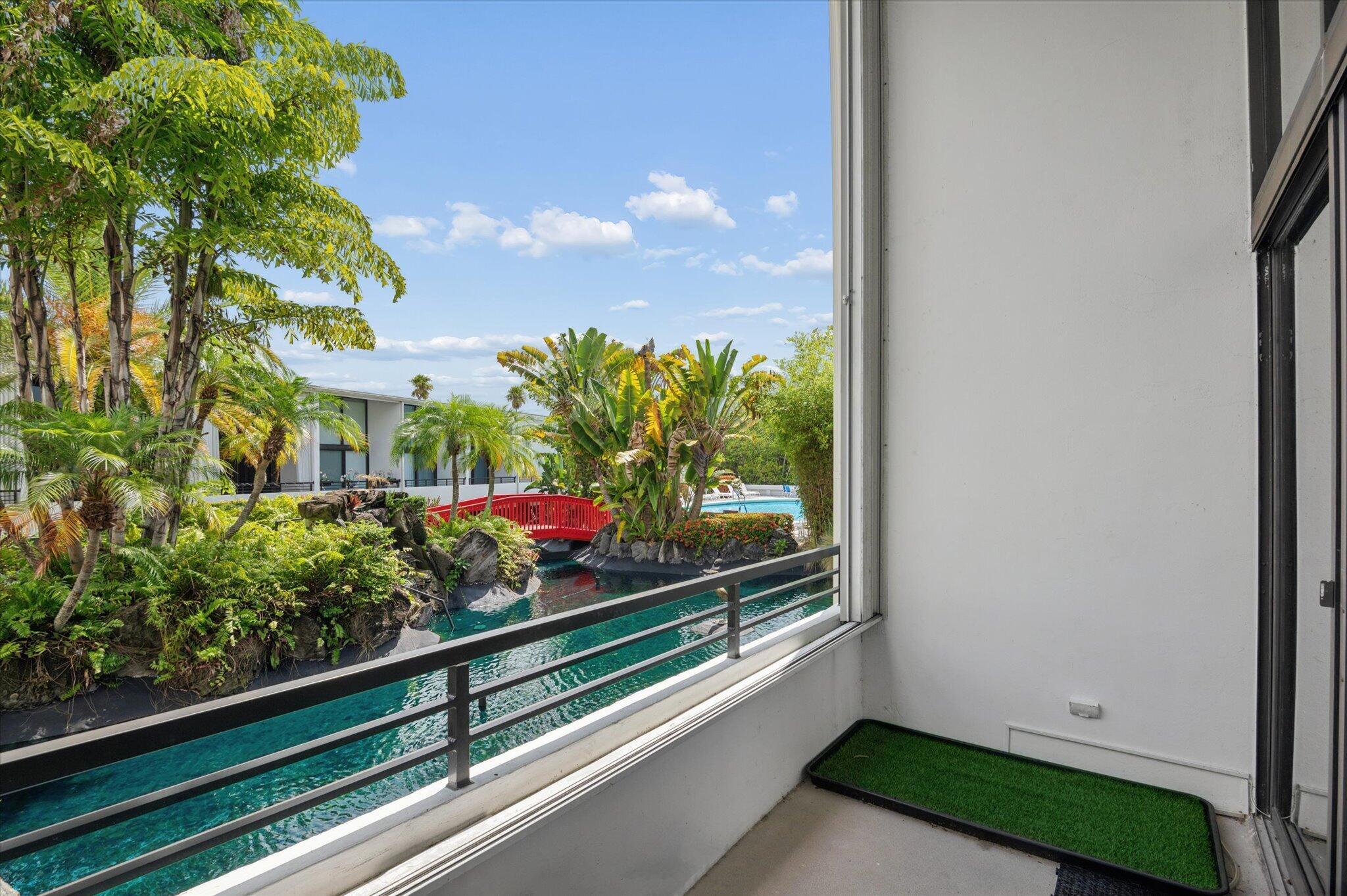 Residential in South Palm Beach 2