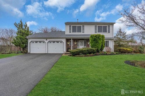 29 Liberty Dr, Dayton, NJ, 08810-1612 | Card Image