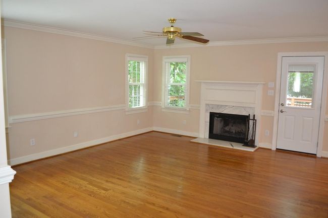 Photo #6 | Image 6