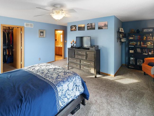 Another view of primary to include a little nook to enjoy reading or put your office there | Image 28