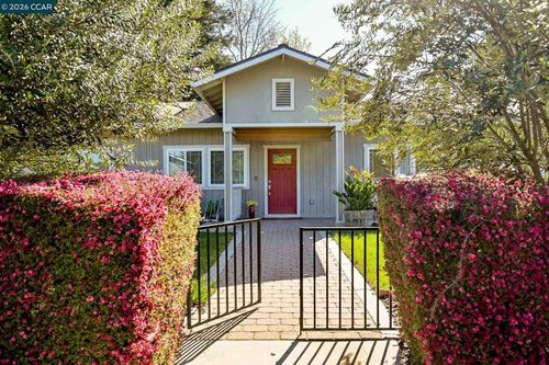 3782 Hitchcock Rd, Concord, CA, 94518-1715 | Card Image