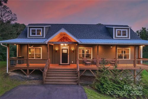 115 Cascade Ridge Rd, Fairview, NC, 28730-0229 | Card Image