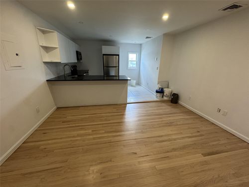 2572 Merrick Rd, Bellmore, NY, 11710-5712 | Card Image