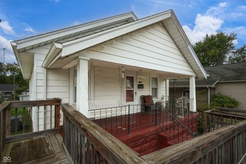 723 Noble St, Seymour, IN, 47274-2547 | Card Image