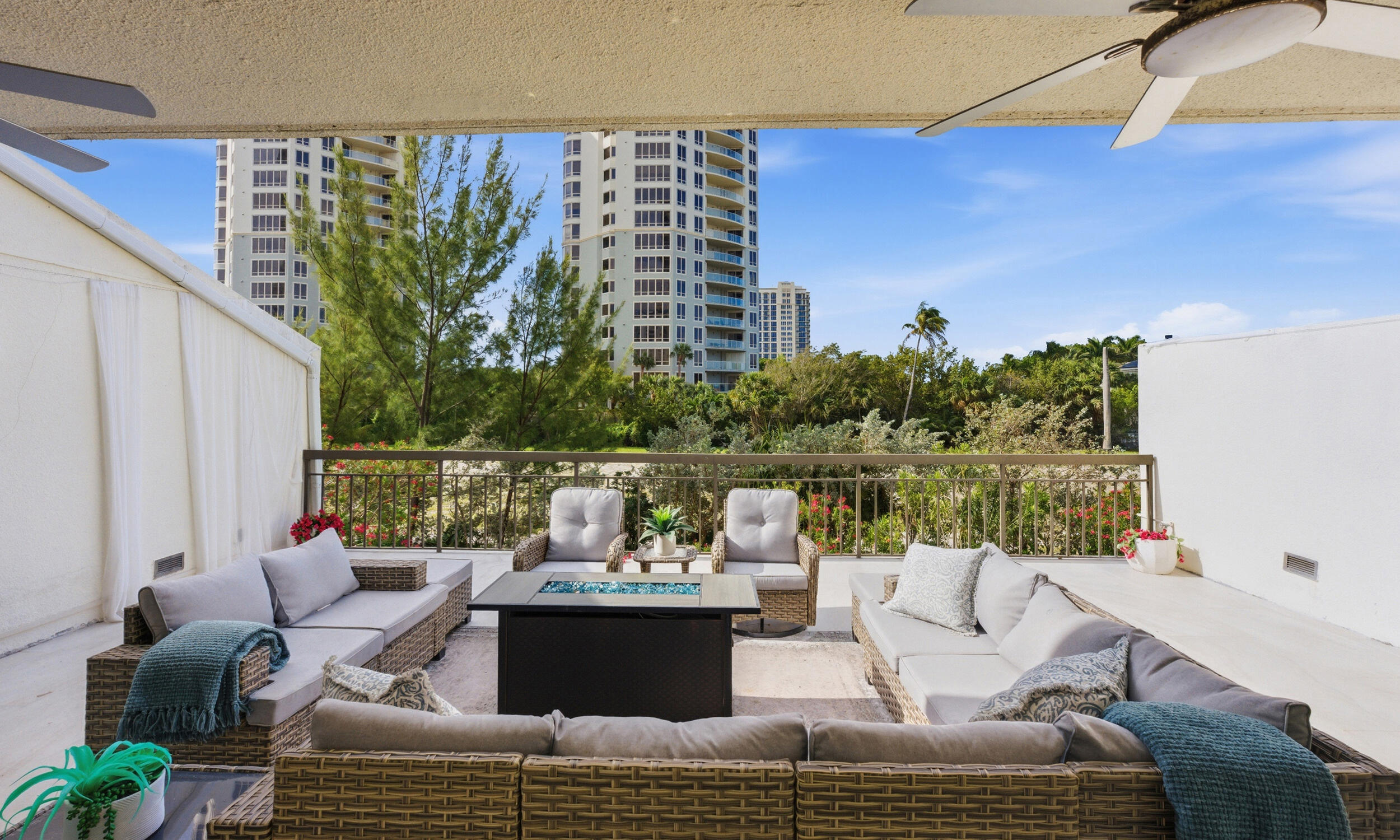 Residential in Singer Island 3