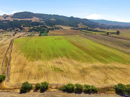3755 Se Petaluma Hill Road, Santa Rosa, CA, 95472 | Card Image