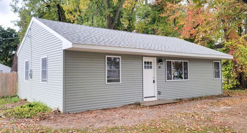 13 Loralee Dr, Colonie, NY, 12205-2220 | Card Image
