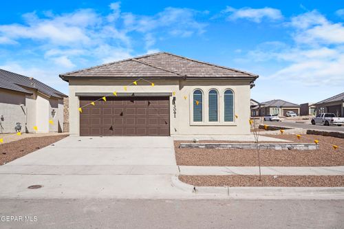 13801 Paseo Perlas Dr, El Paso, TX, 79928-8457 | Card Image