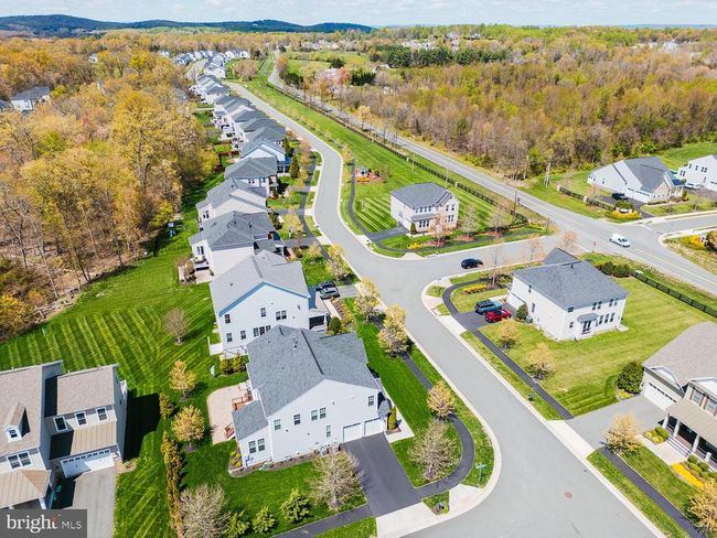 24814 Barrington Grove Ct, House other with 5 bedrooms, 5 bathrooms and null parking in Aldie VA | Image 21