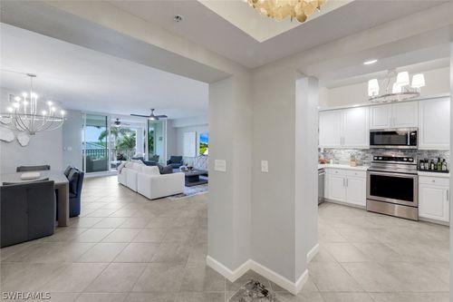 apt-204-325 Dunes Blvd, NAPLES, FL, 34110-6446 | Card Image