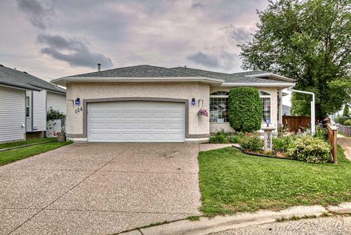 124 Highwood Dr, Devon, AB, T9G1X1 | Card Image