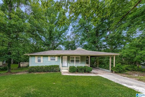 112 26th Ave Nw, Center Point, AL, 35215-2521 | Card Image