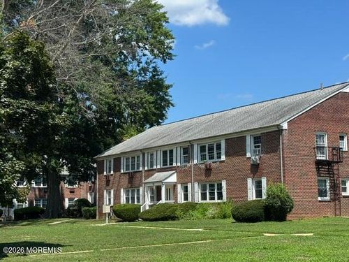 a-52 Stonehurst Blvd, Freehold, NJ, 07728-5702 | Card Image
