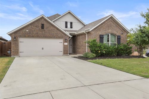 6152 Cobbetts Pond Ln, Fort Worth, TX, 76179-1964 | Card Image