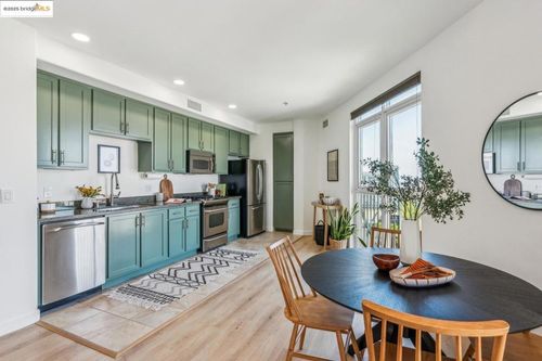 unit-909-423 7th St, Oakland, CA, 94607-6559 | Card Image
