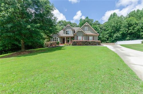 1404 Fairwinds Ct, Loganville, GA, 30052-7444 | Card Image