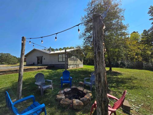 3189 Brownsville Rd, Greers Ferry, AR, 72067-8926 | Card Image