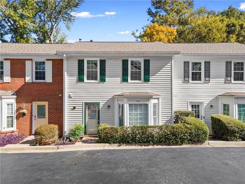 273 Shaded Oaks Ln Se, Marietta, GA, 30067-7440 | Card Image