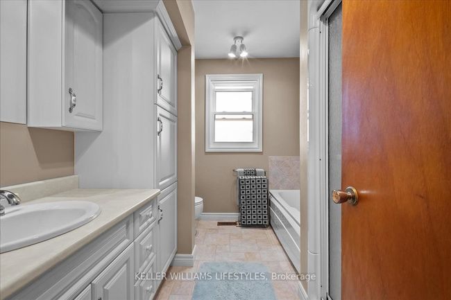20 Park Lane, House other with 3 bedrooms, 2 bathrooms and 4 parking in Forest ON | Image 16